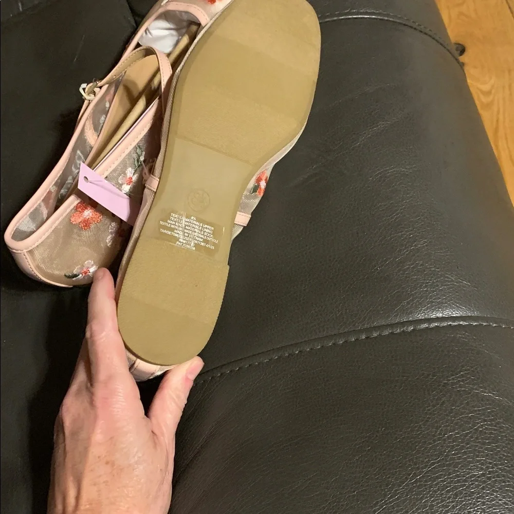 Embroidered Pink Floral Mary Jane Flats size 8.5 new - Picture 4 of 5